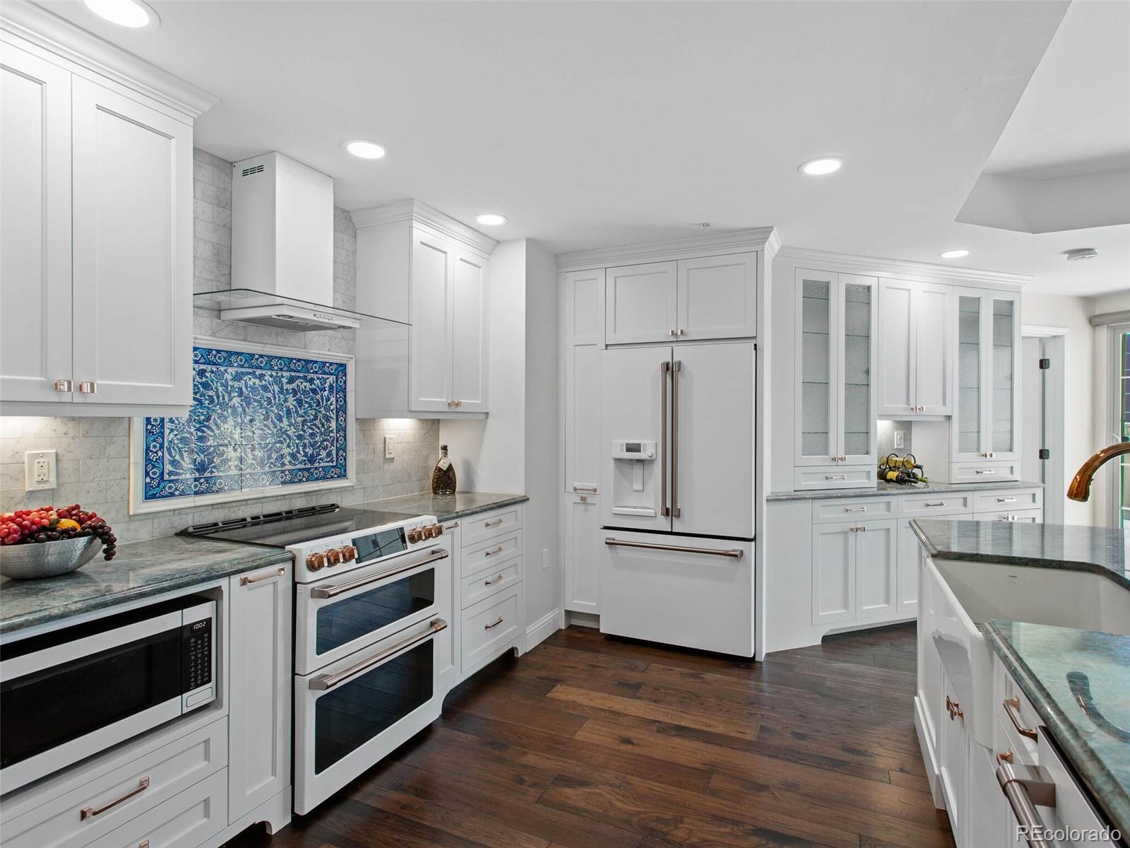 975 N Lincoln Street Unit: 5B-N