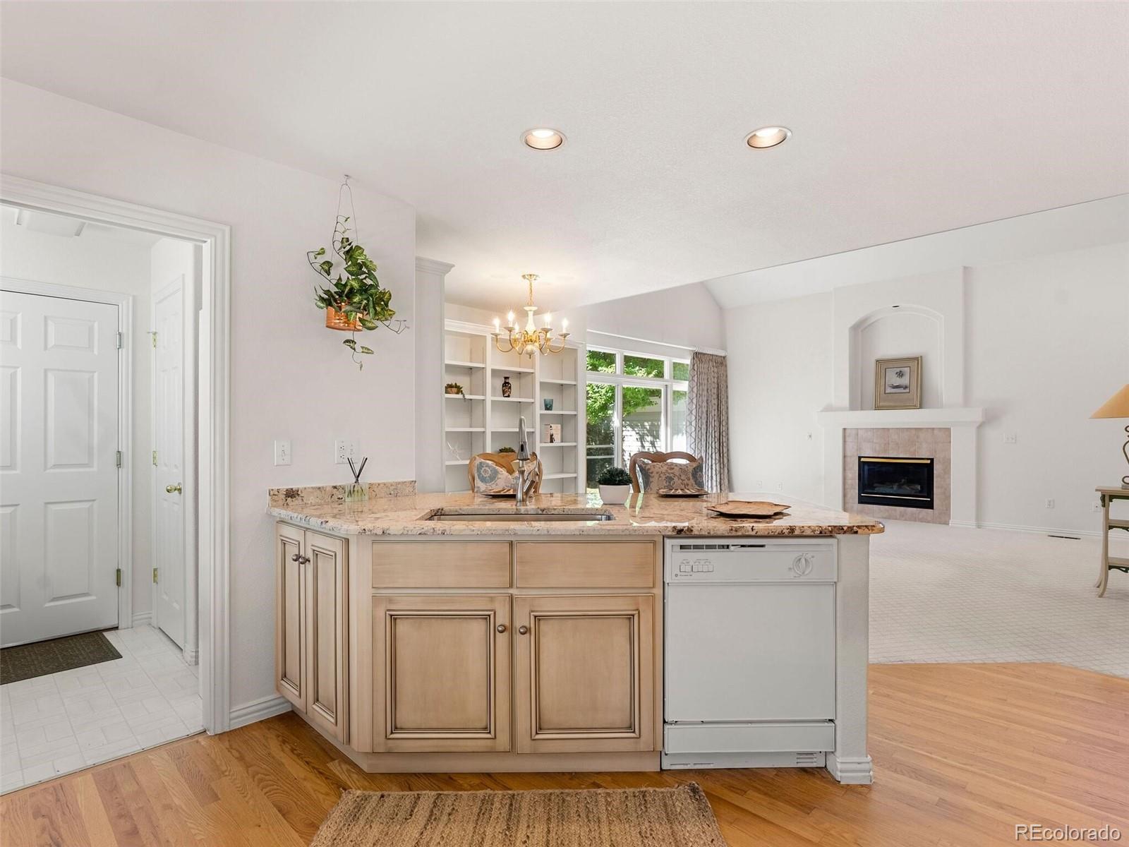 1011 S Valentia Street Unit: 107