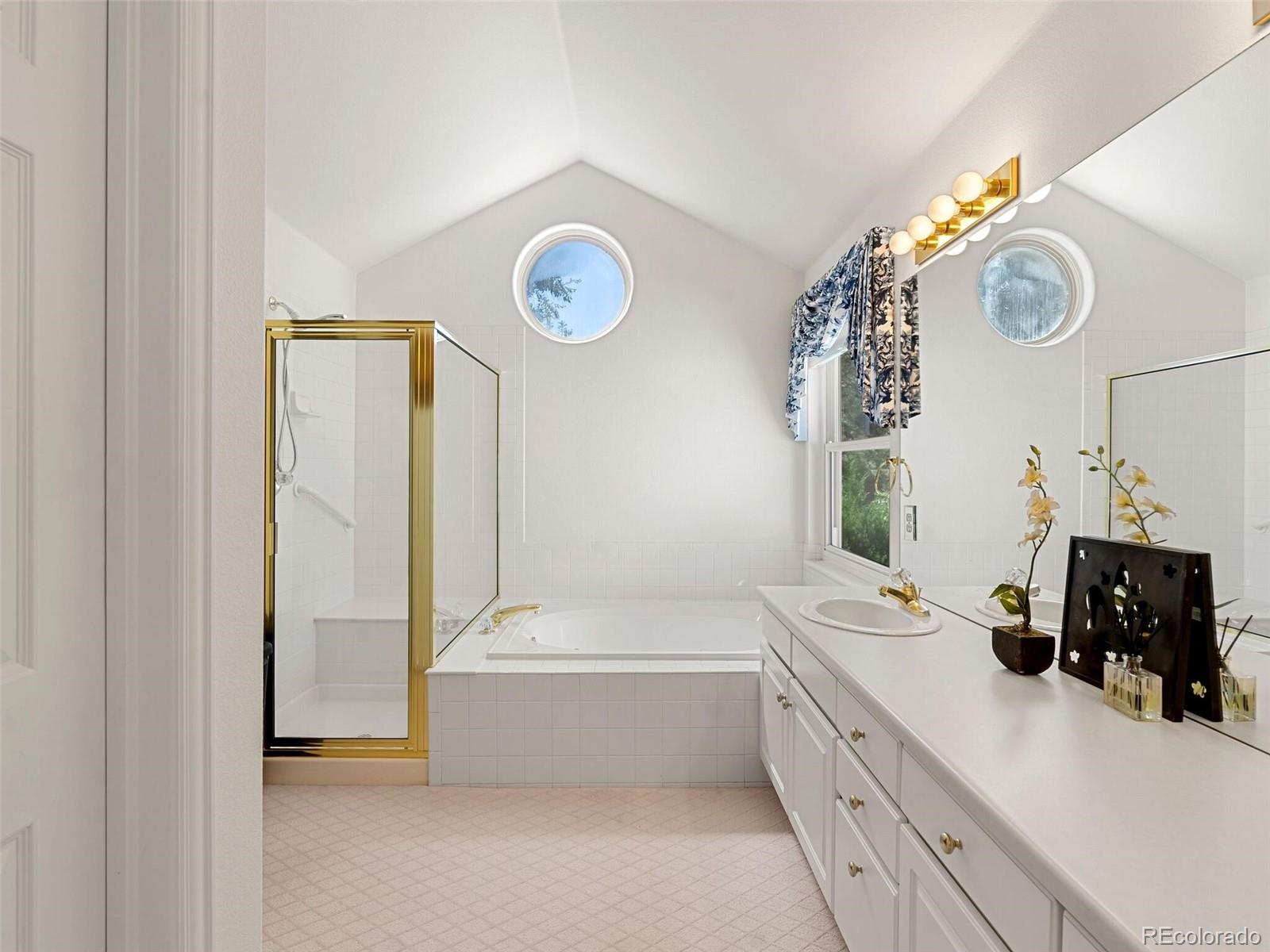 1011 S Valentia Street Unit: 107