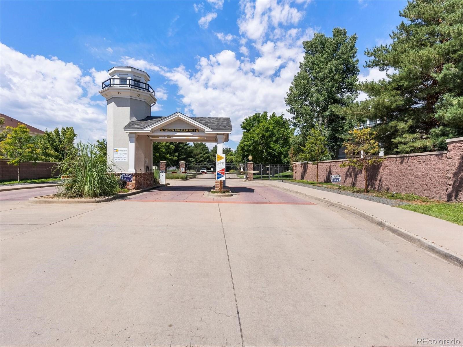 1011 S Valentia Street Unit: 107