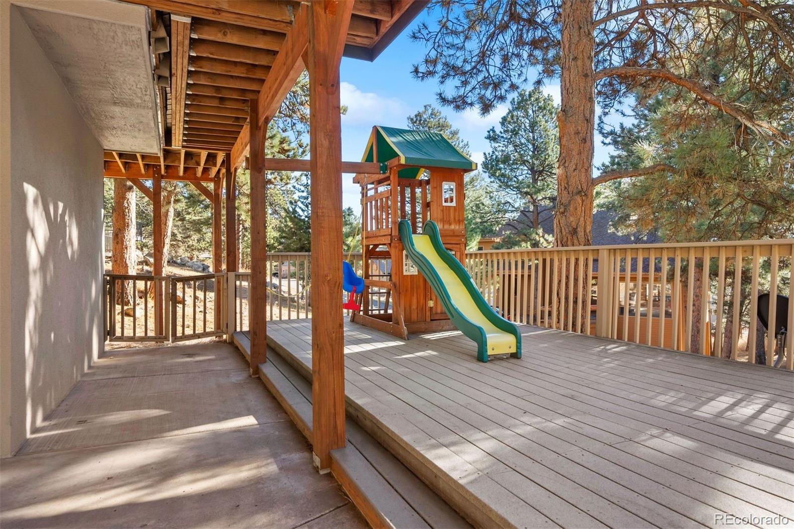 1525 Tamarac Drive