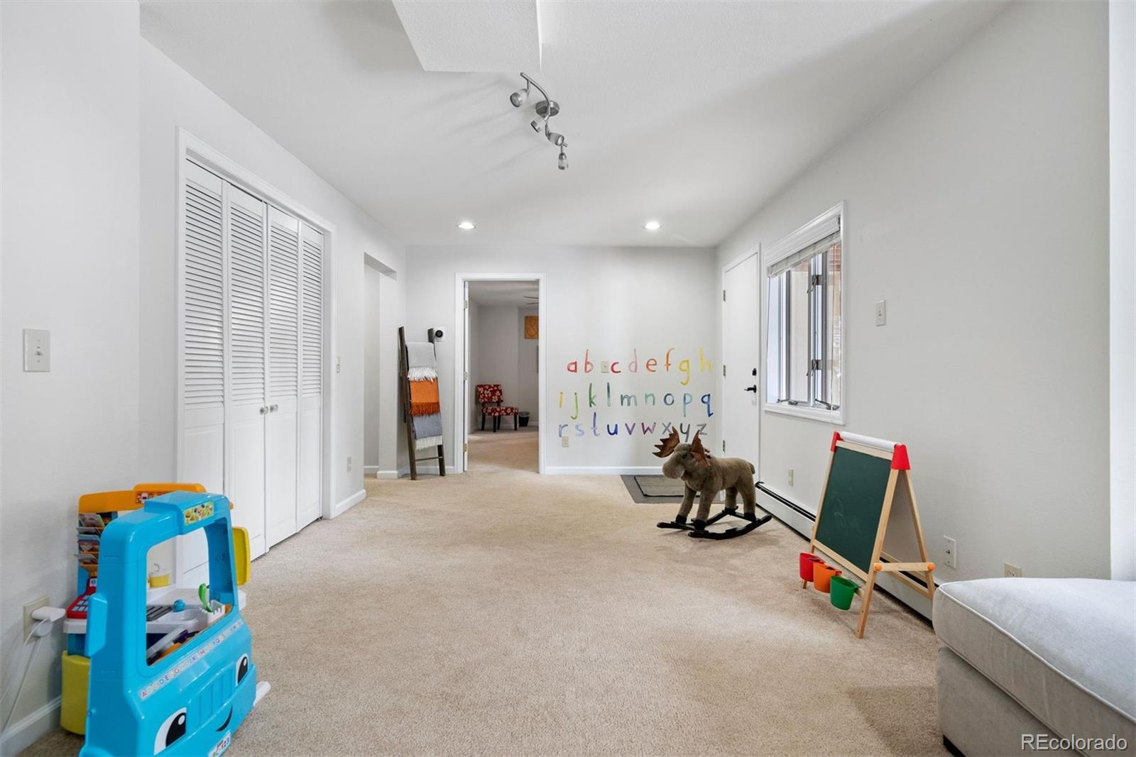 1525 Tamarac Drive
