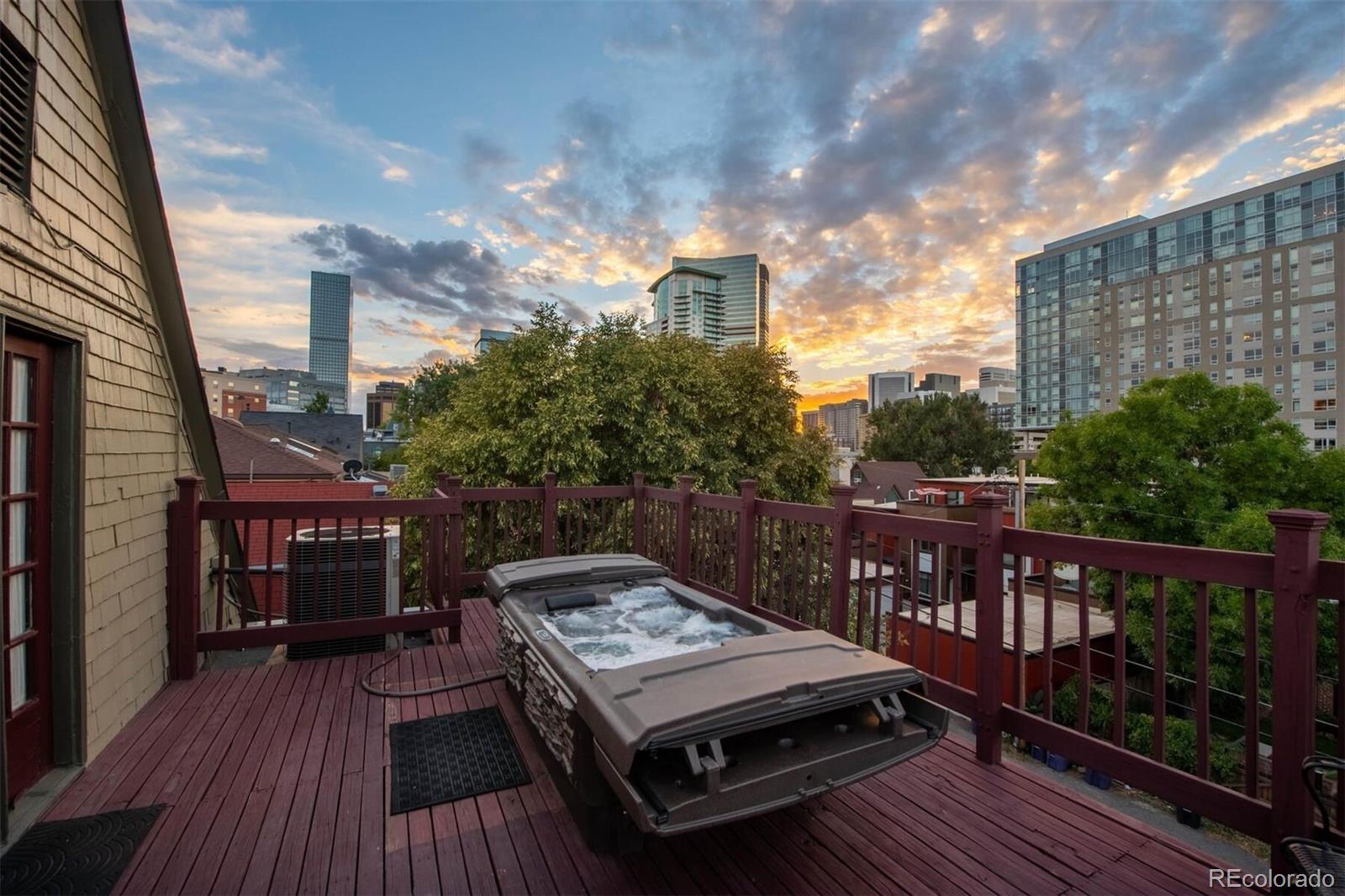 2151 Tremont Place
