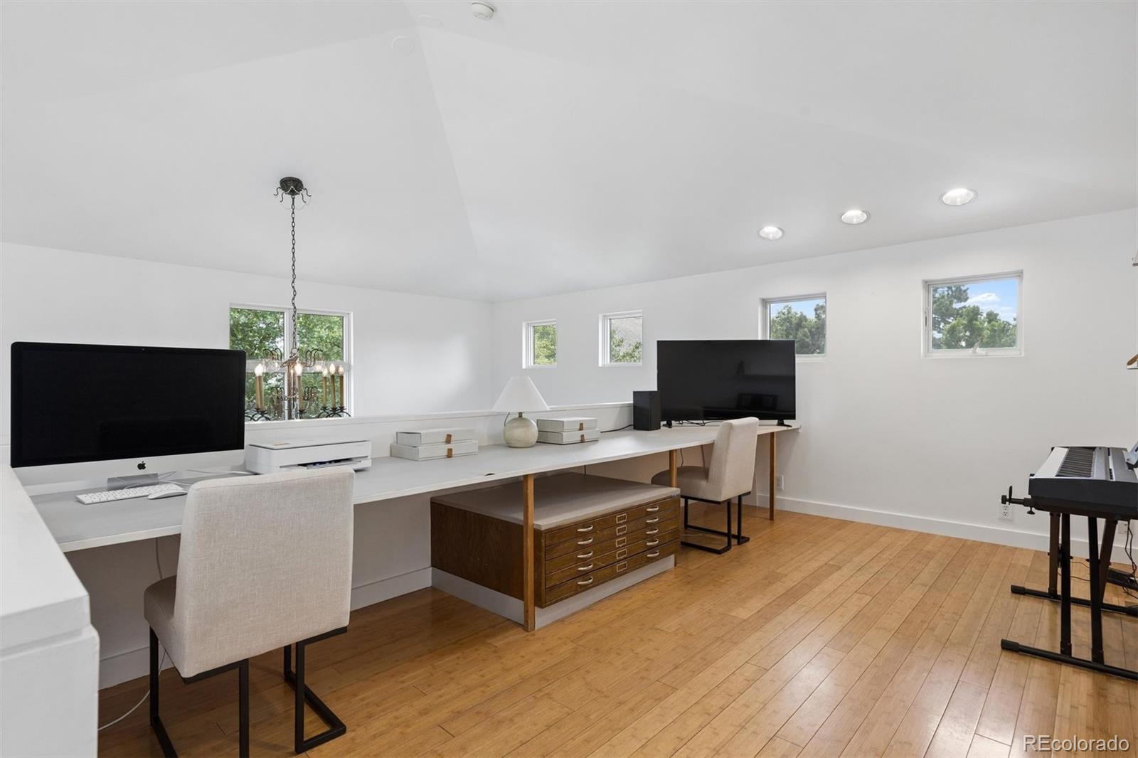 301 S Vine Street