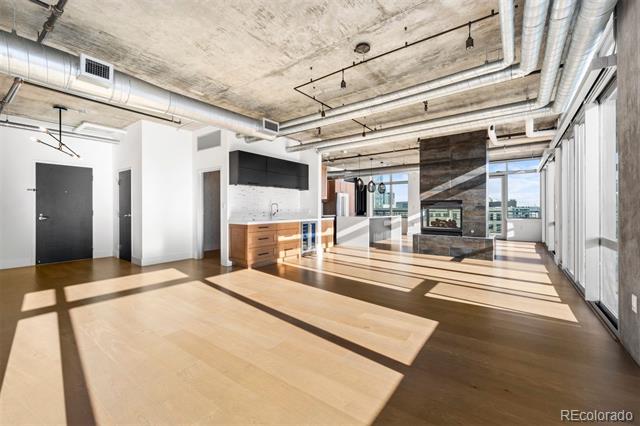 1401 Wewatta Street Unit: PH1
