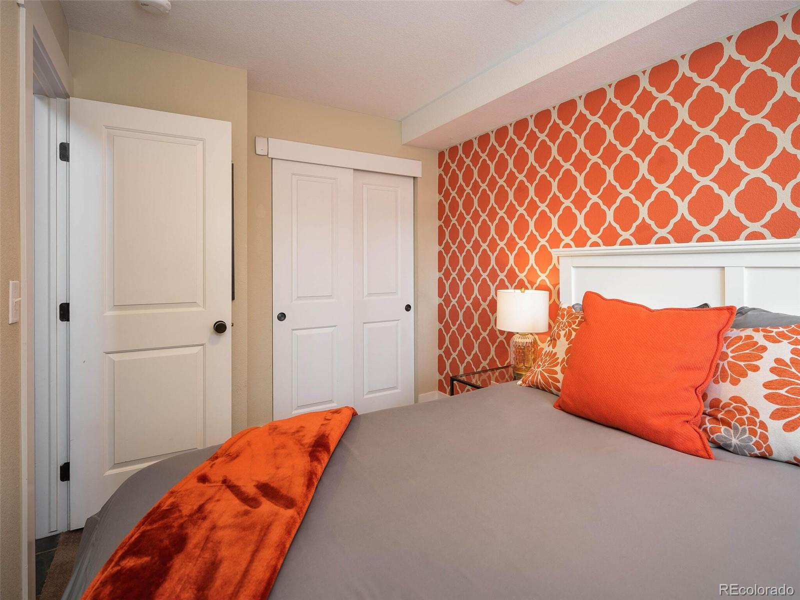 930 S Pearl Street Unit: 106
