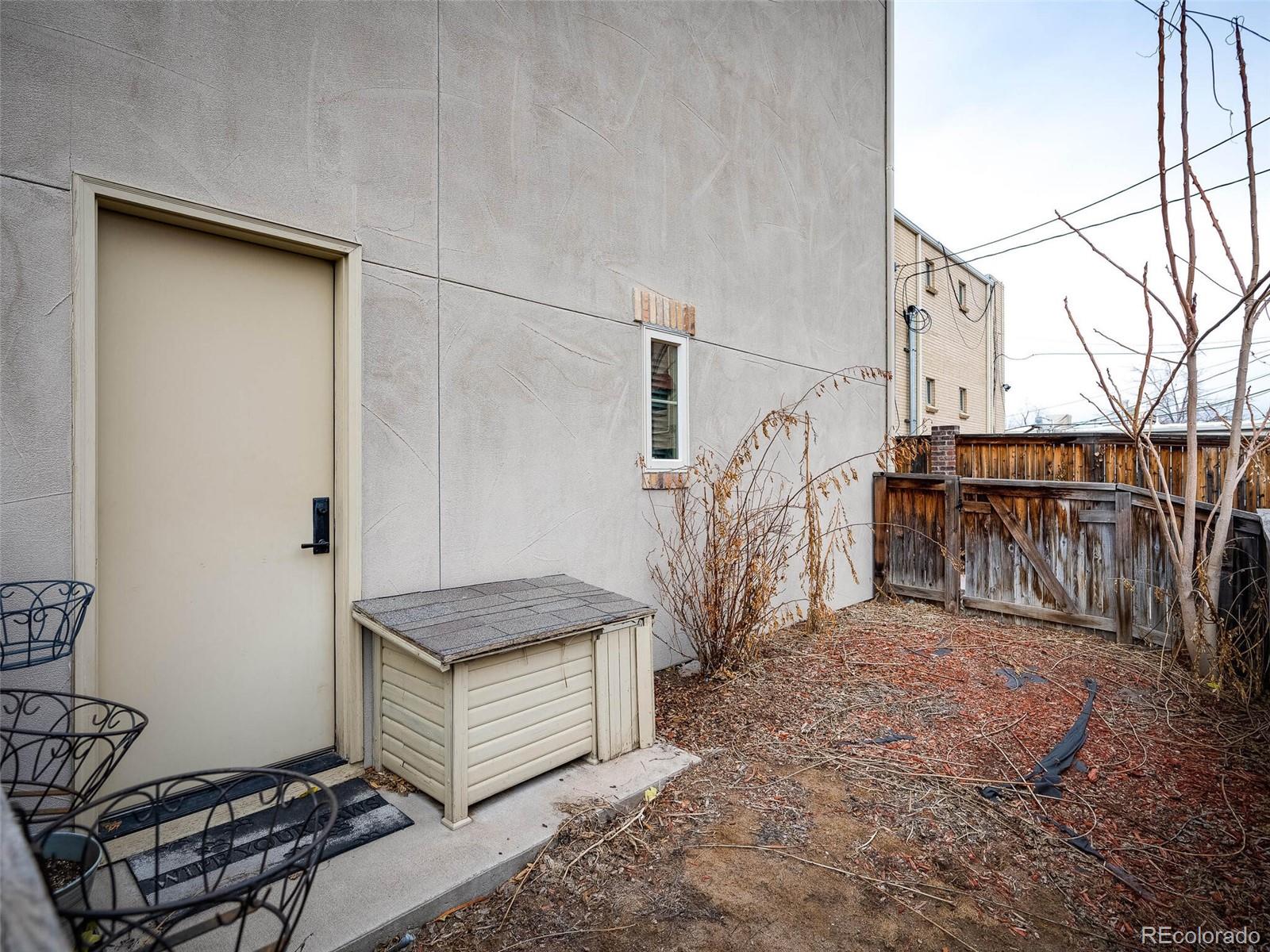 930 S Pearl Street Unit: 106
