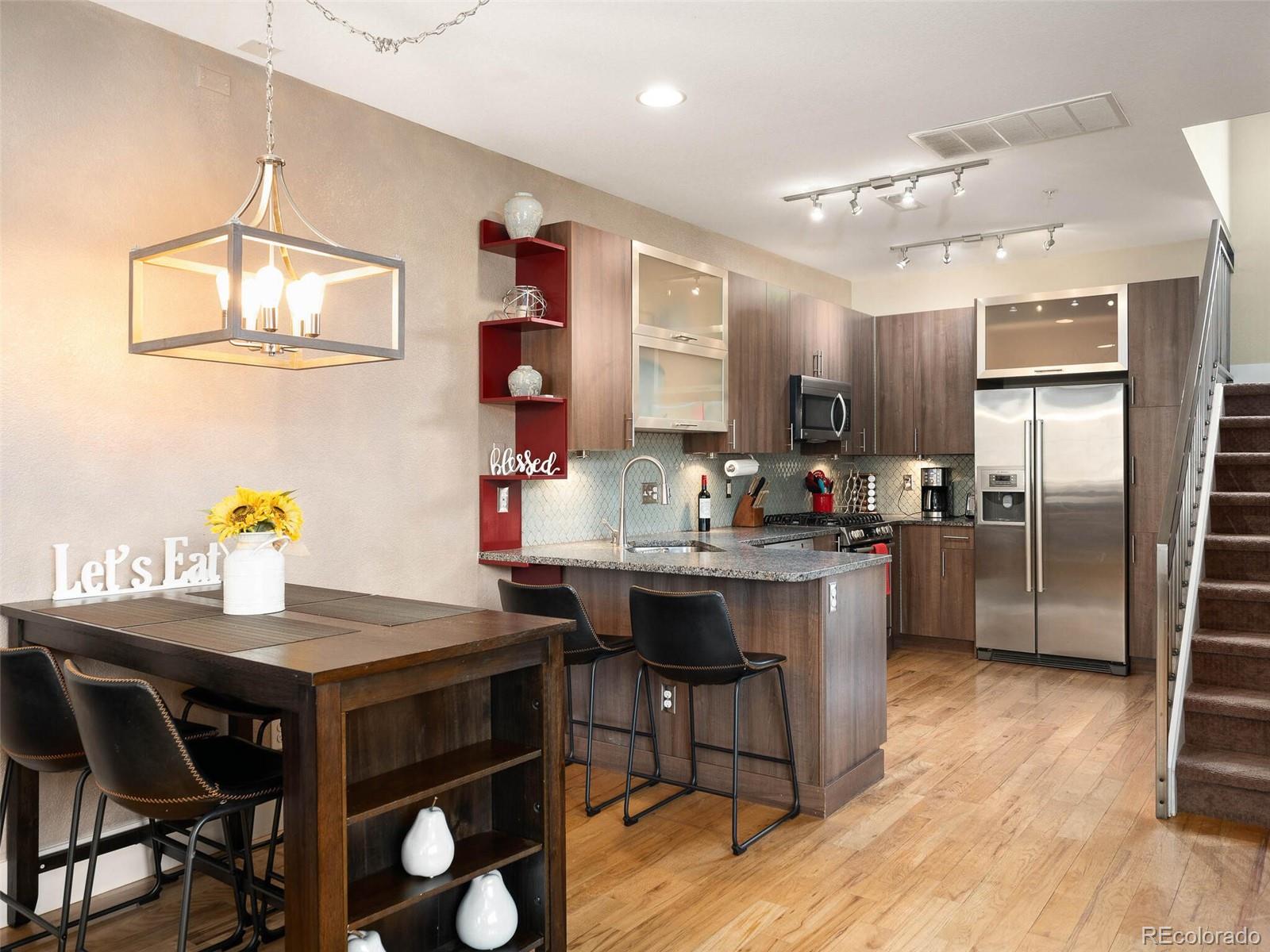 930 S Pearl Street Unit: 106