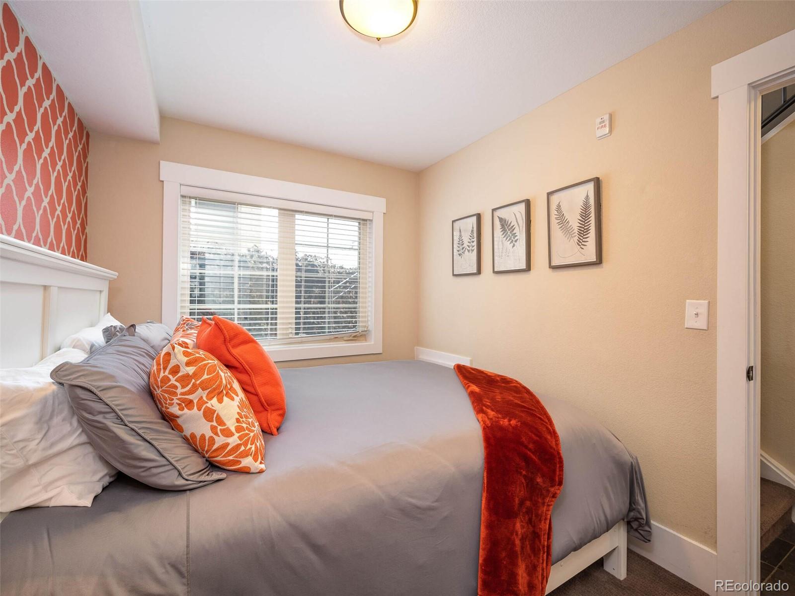 930 S Pearl Street Unit: 106