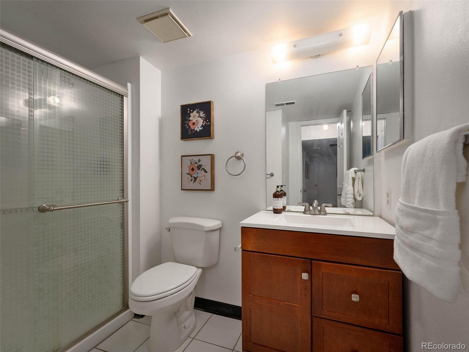 6600 E Mississippi Avenue Unit: 1