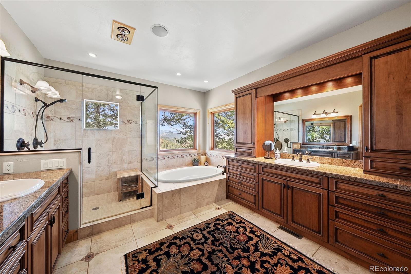 1007 Nob Hill Road