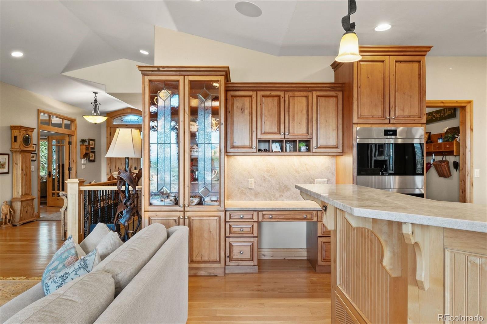 1007 Nob Hill Road