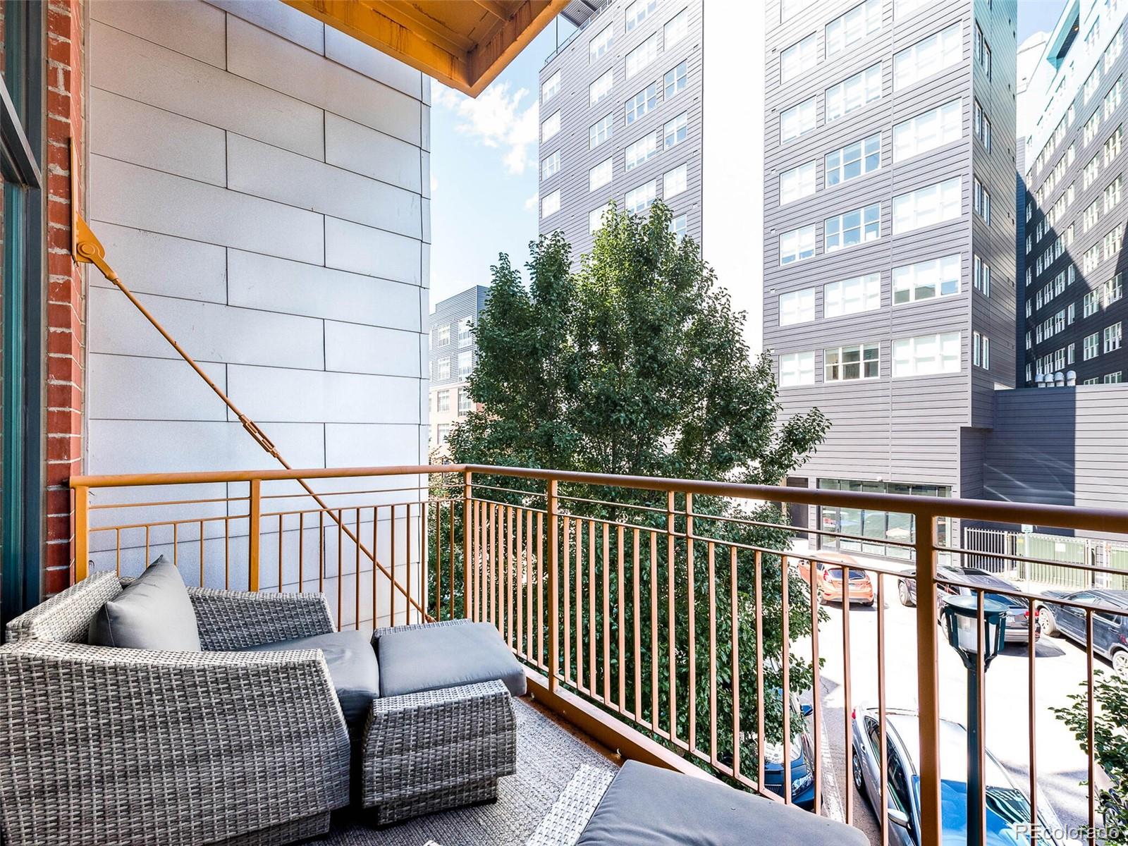 3100 Huron Street Unit: 2P