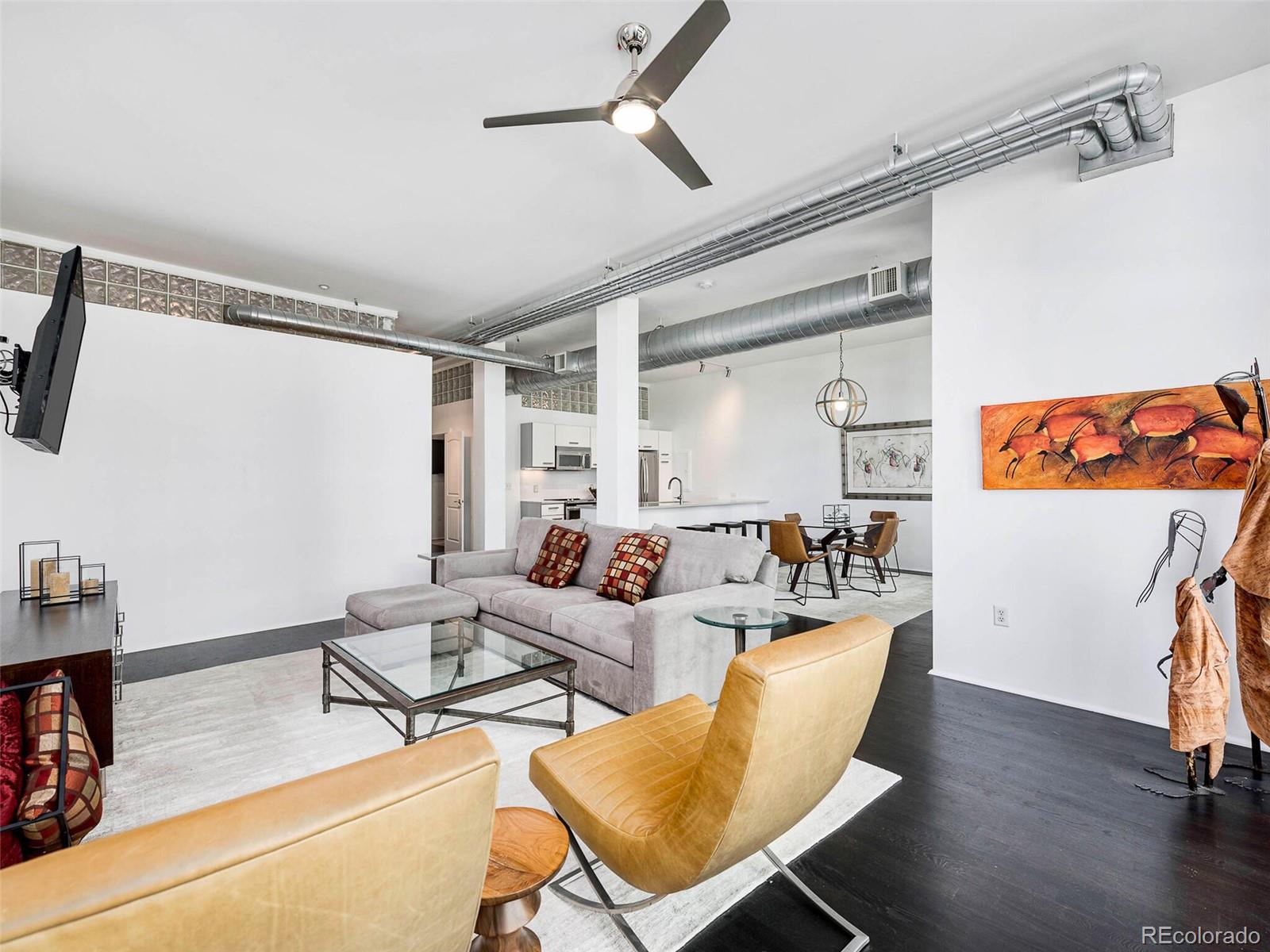 3100 Huron Street Unit: 2P