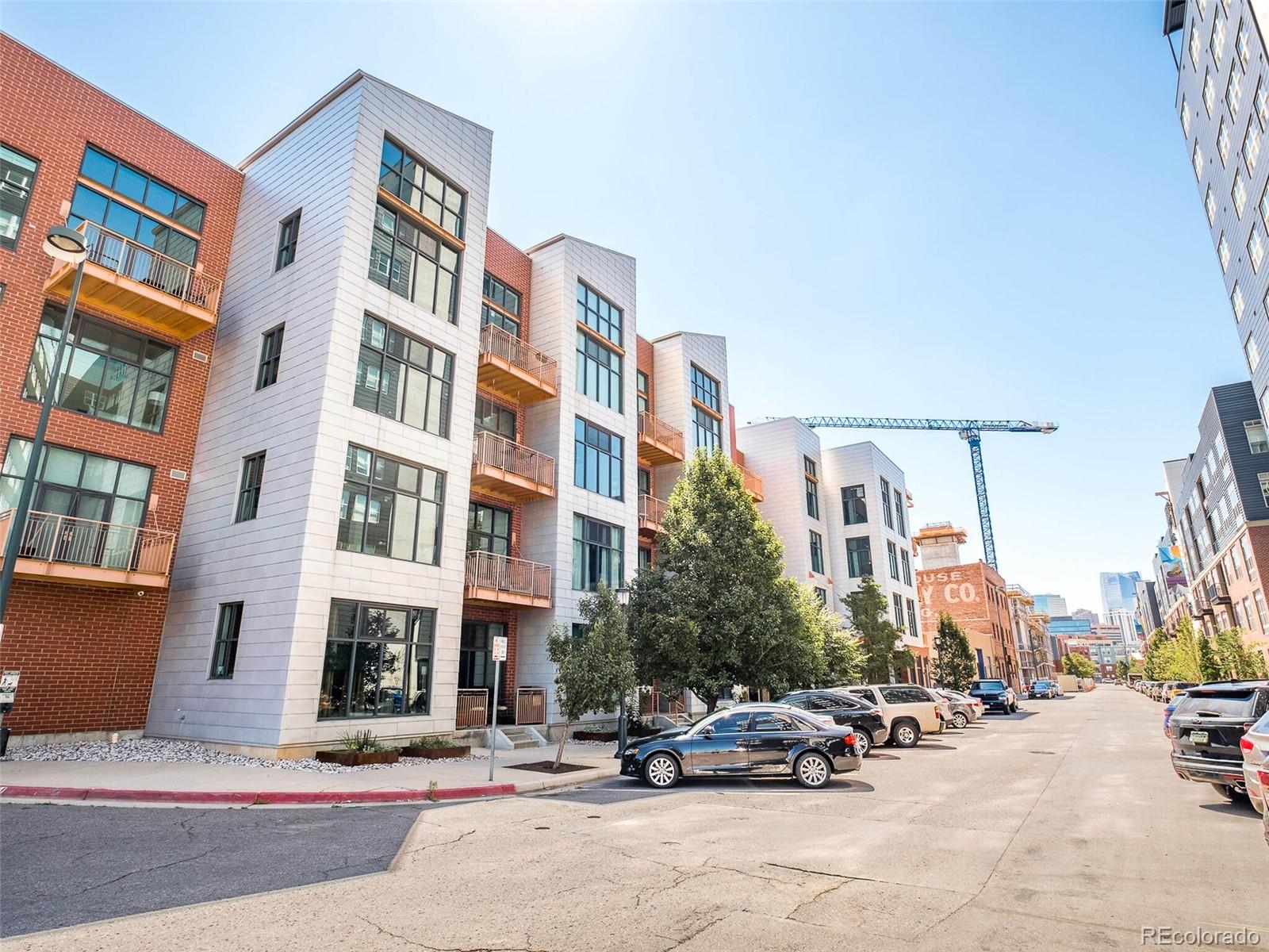 3100 Huron Street Unit: 2P