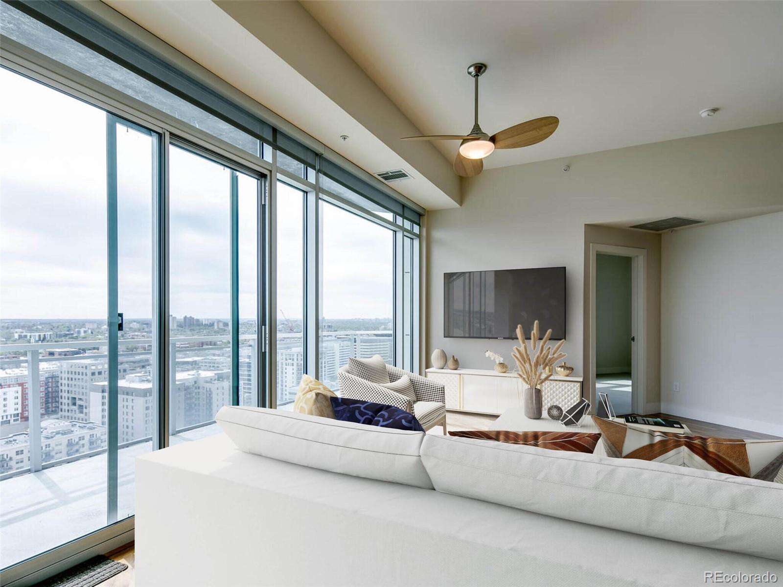2001 Lincoln Street Unit: 2422