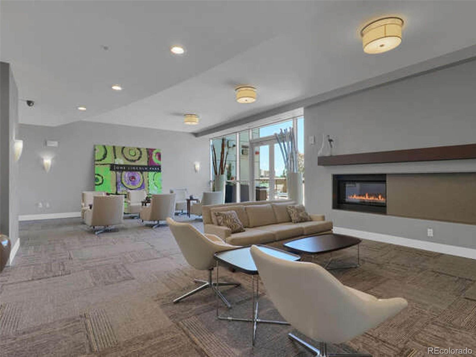 2001 Lincoln Street Unit: 2422