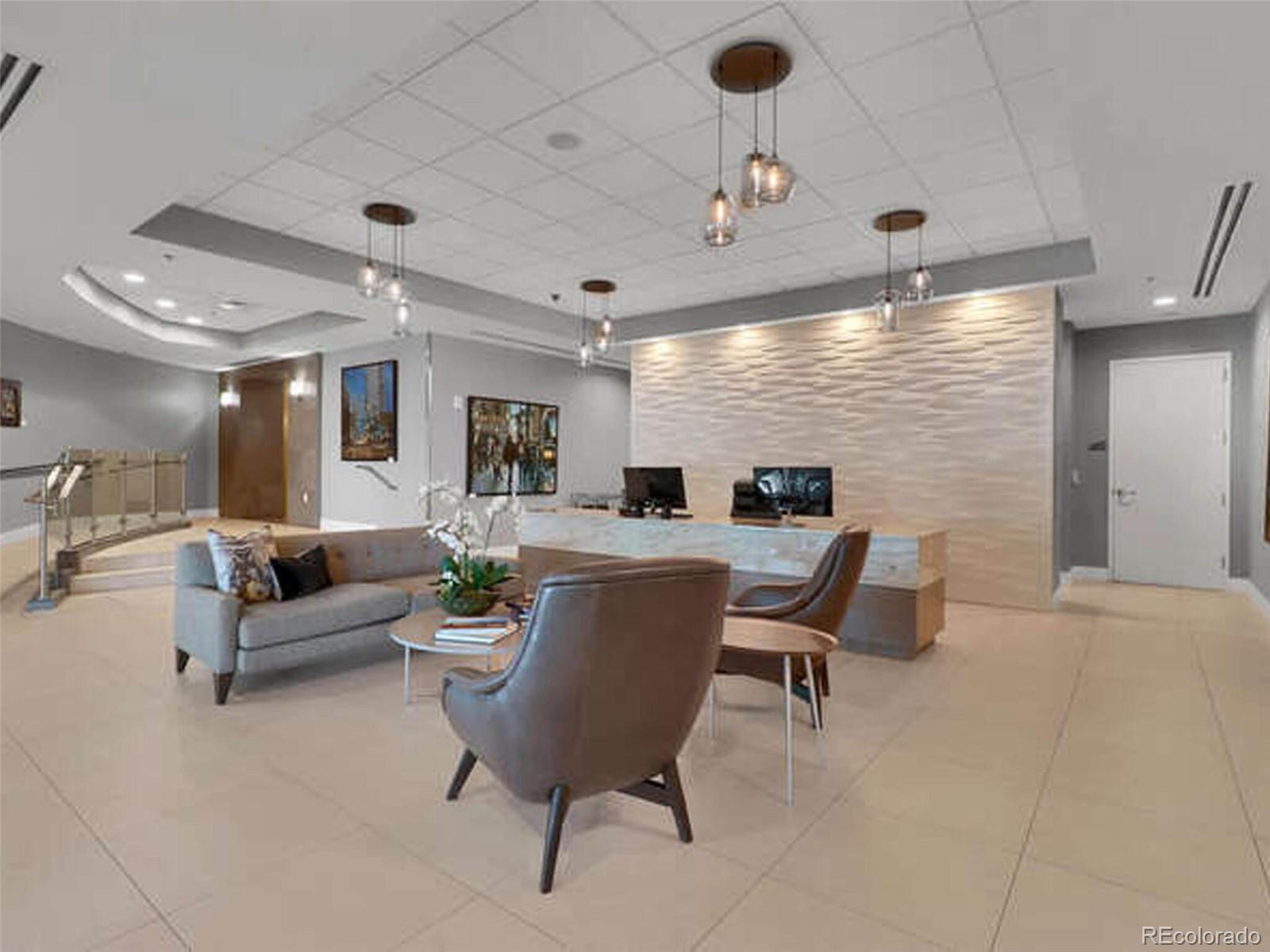 2001 Lincoln Street Unit: 2422