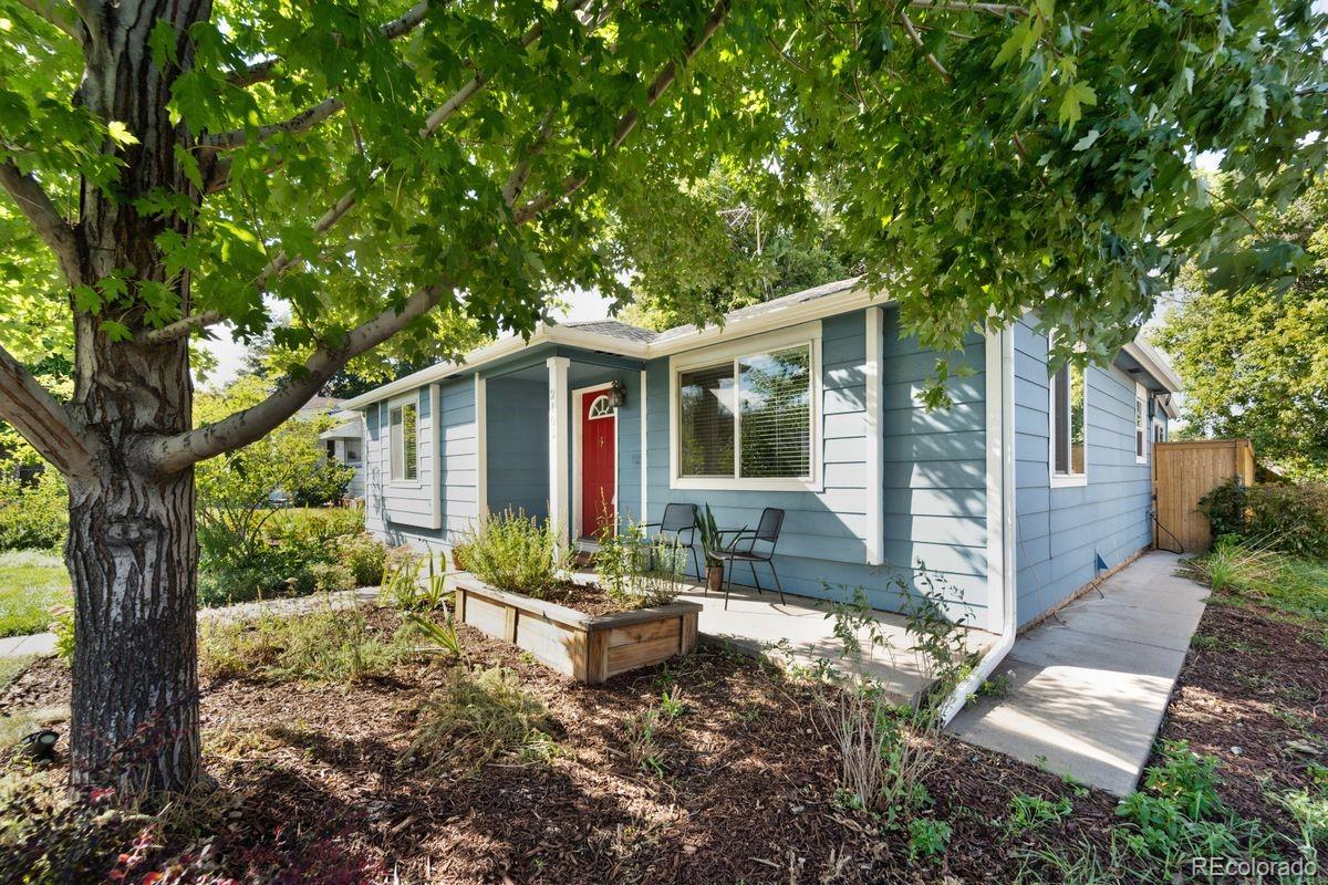 2105 W Elk Place