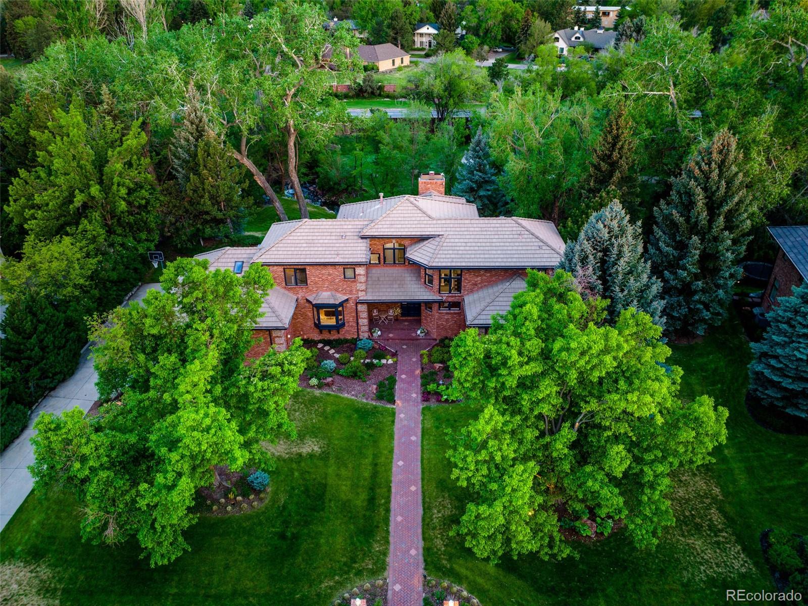 2130 E Grand Avenue