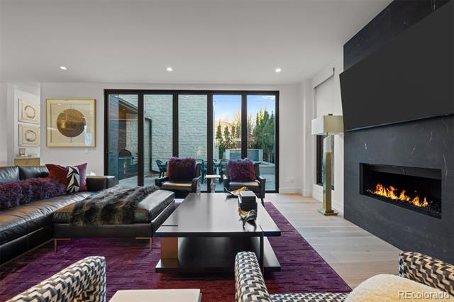 600 S Franklin Street Unit: "L"
