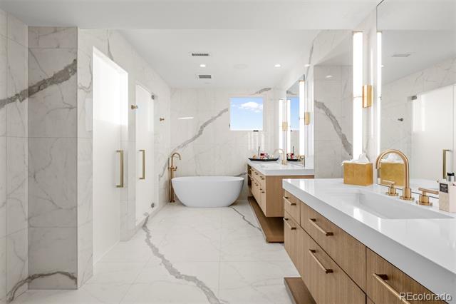 600 S Franklin Street Unit: "L"