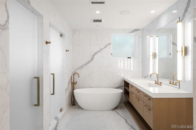600 S Franklin Street Unit: "L"