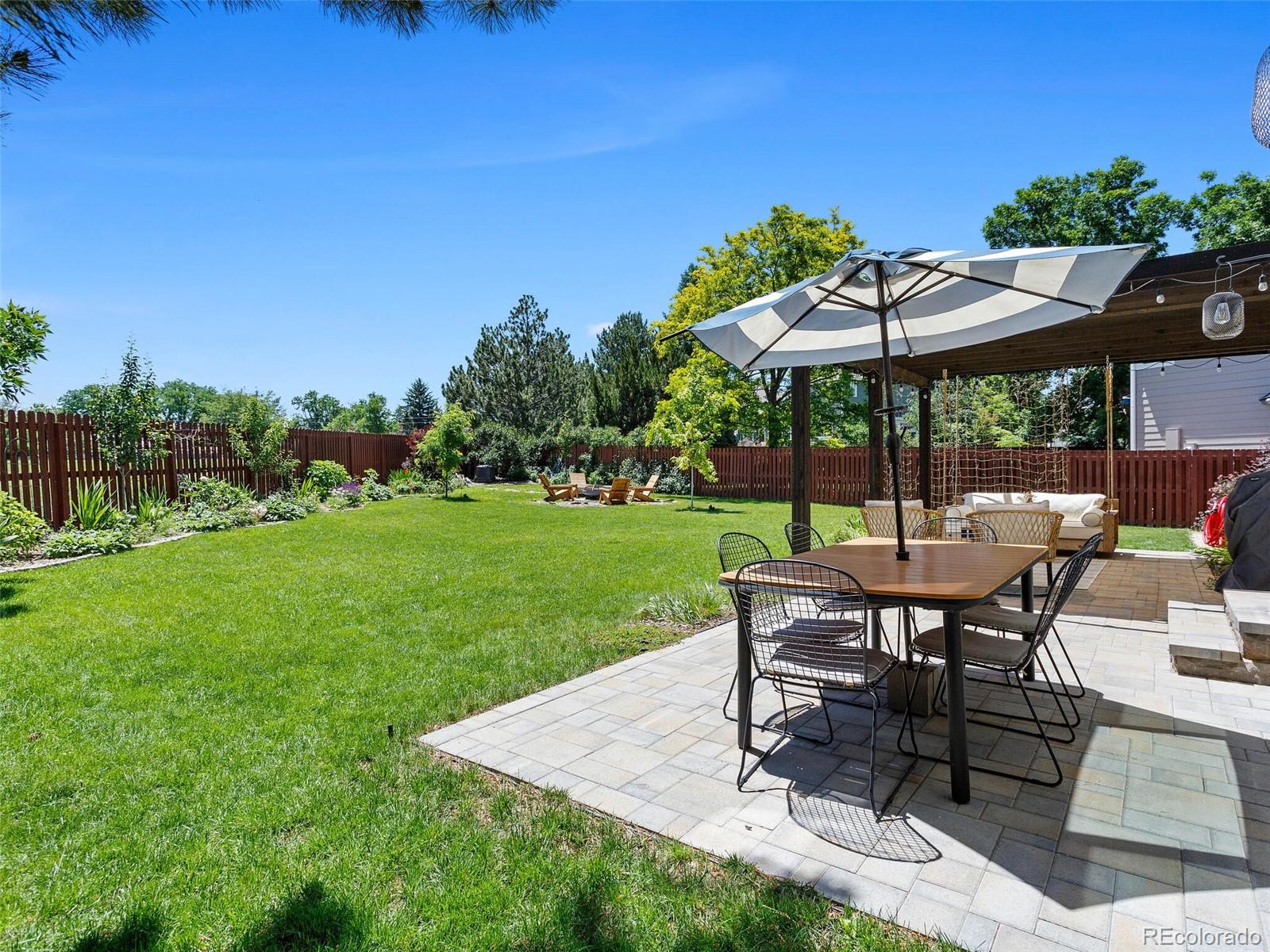 2503 W 108th Place
