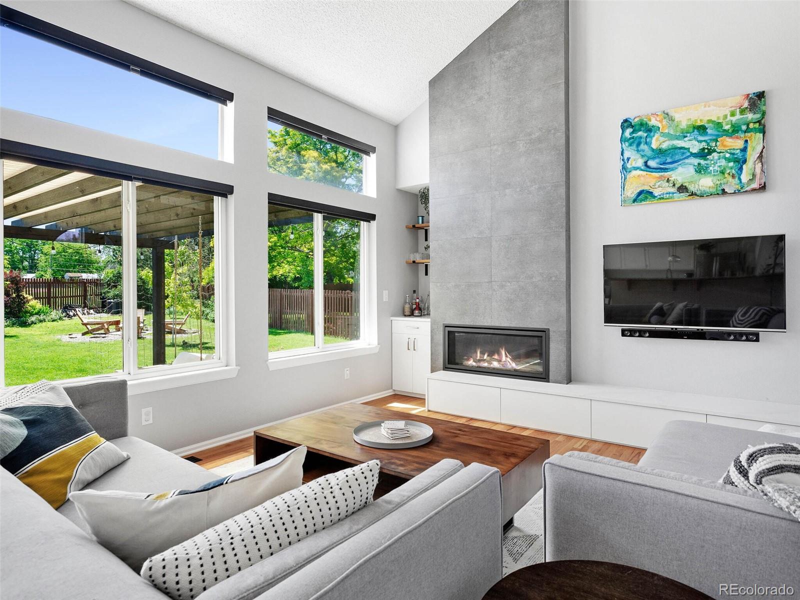 2503 W 108th Place