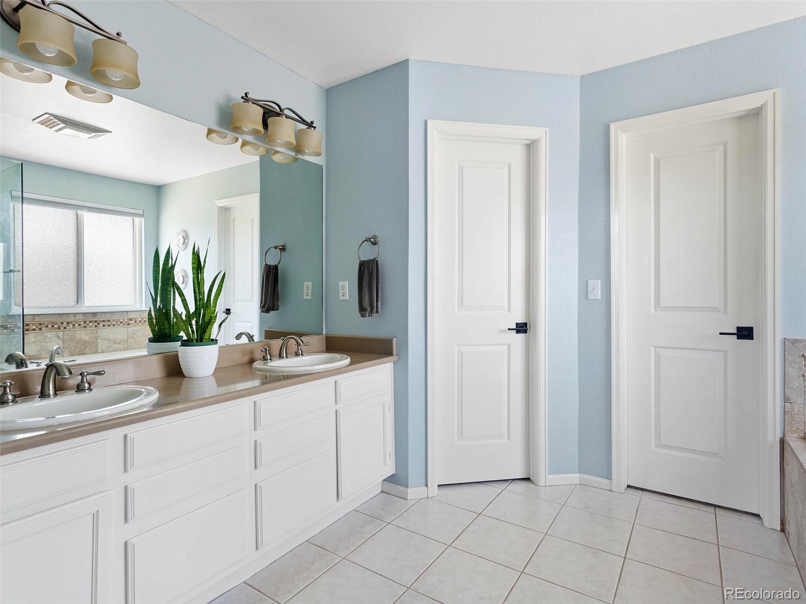 2503 W 108th Place