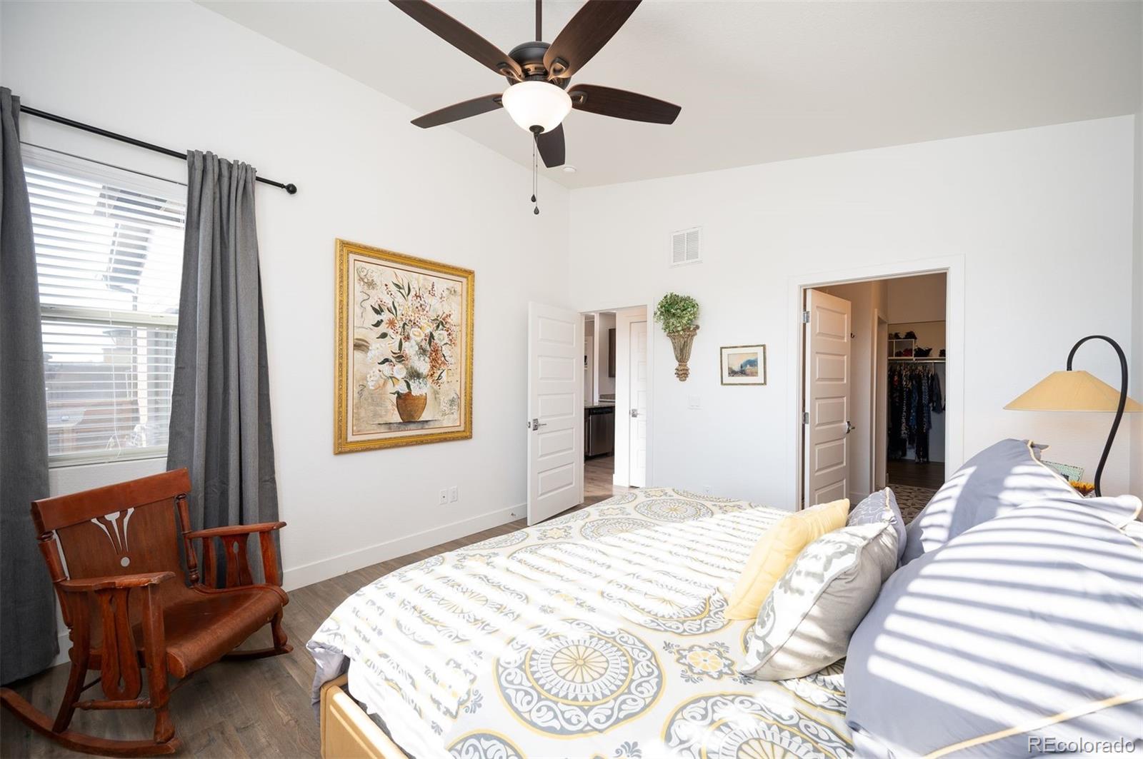 19602 E Sunset Circle