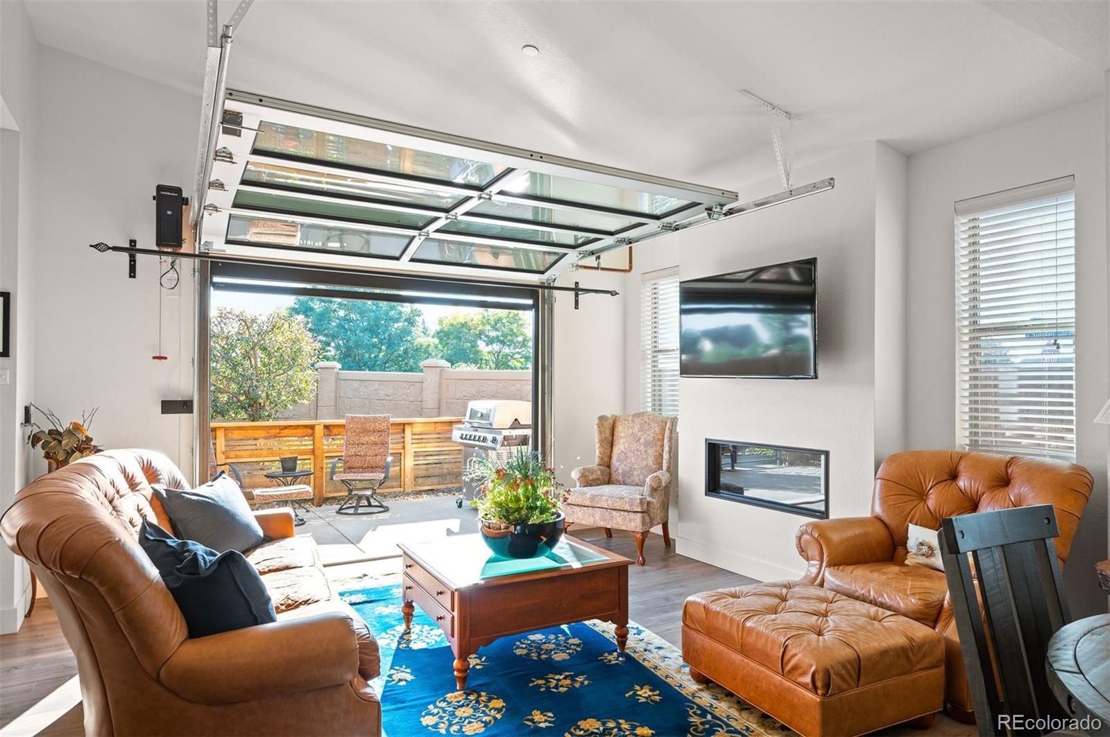 19602 E Sunset Circle