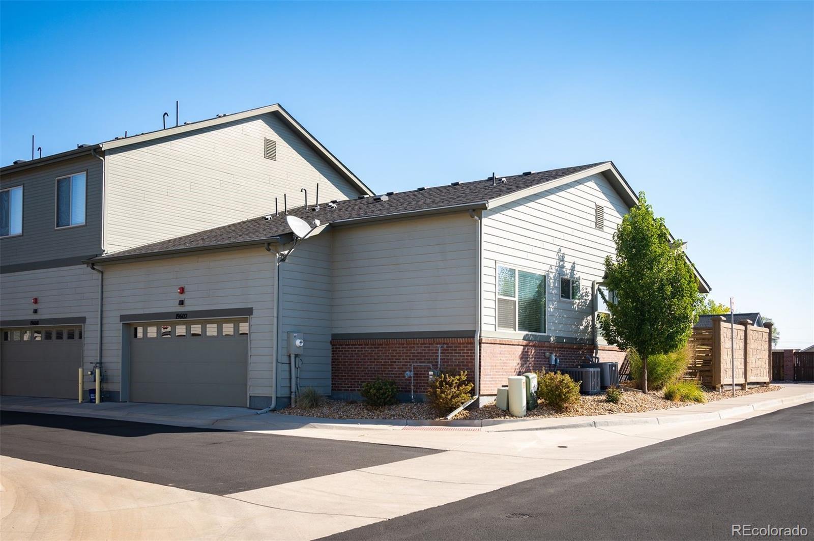 19602 E Sunset Circle