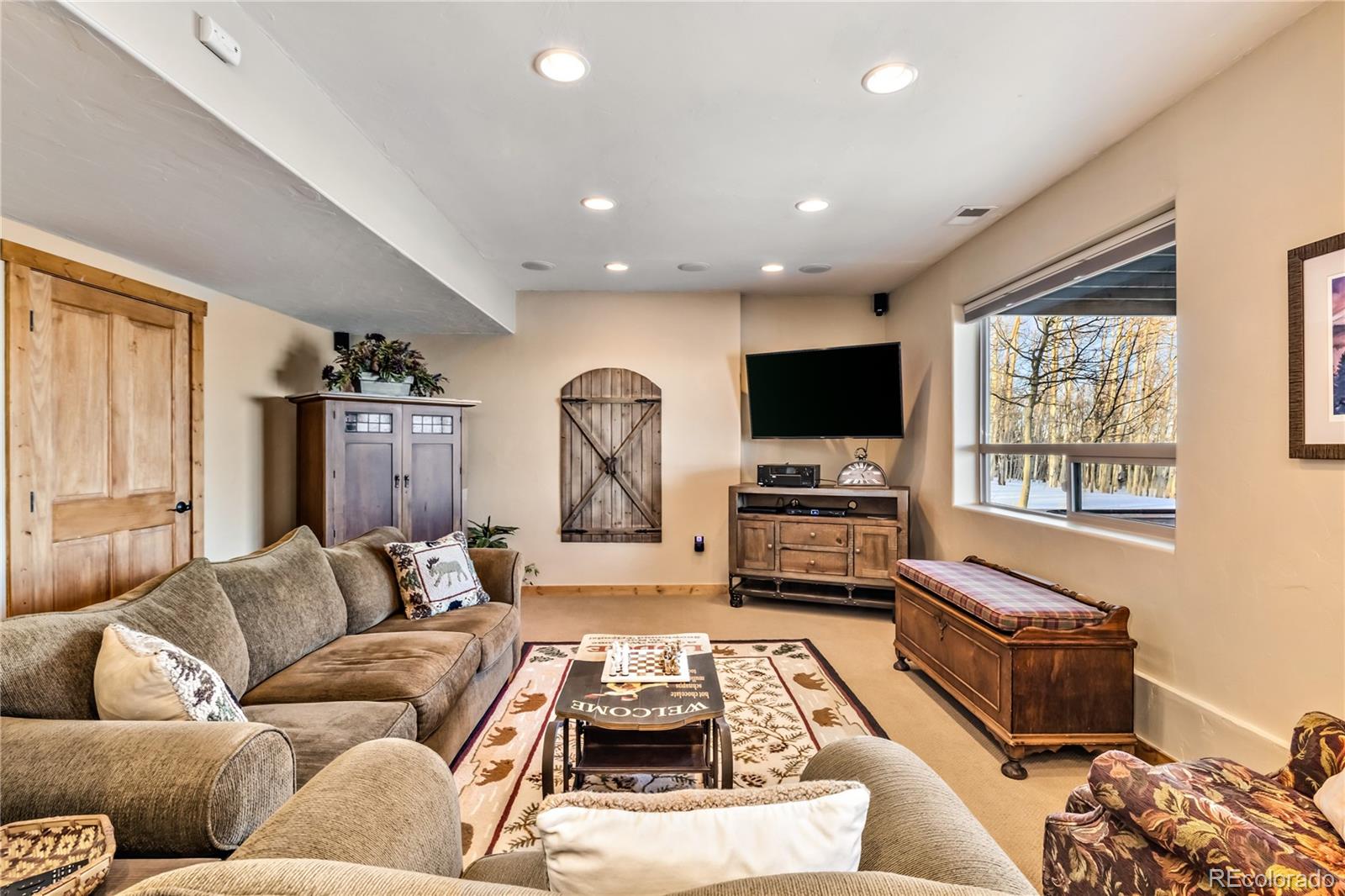 917 Sheep Ridge Road