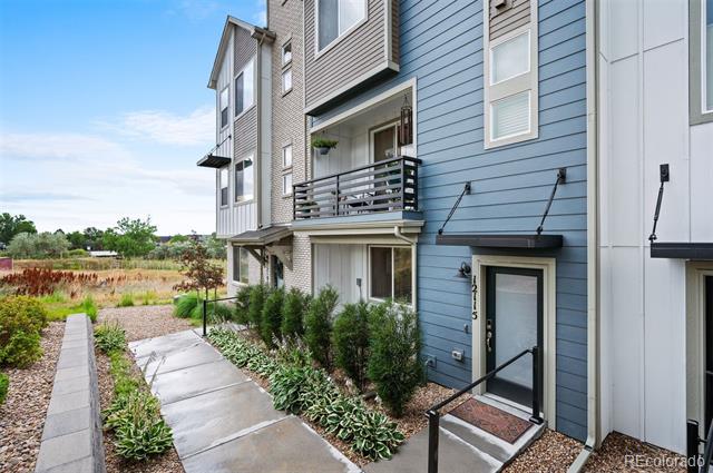 12115 W 57th Place