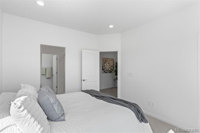 1998 S Poplar Court