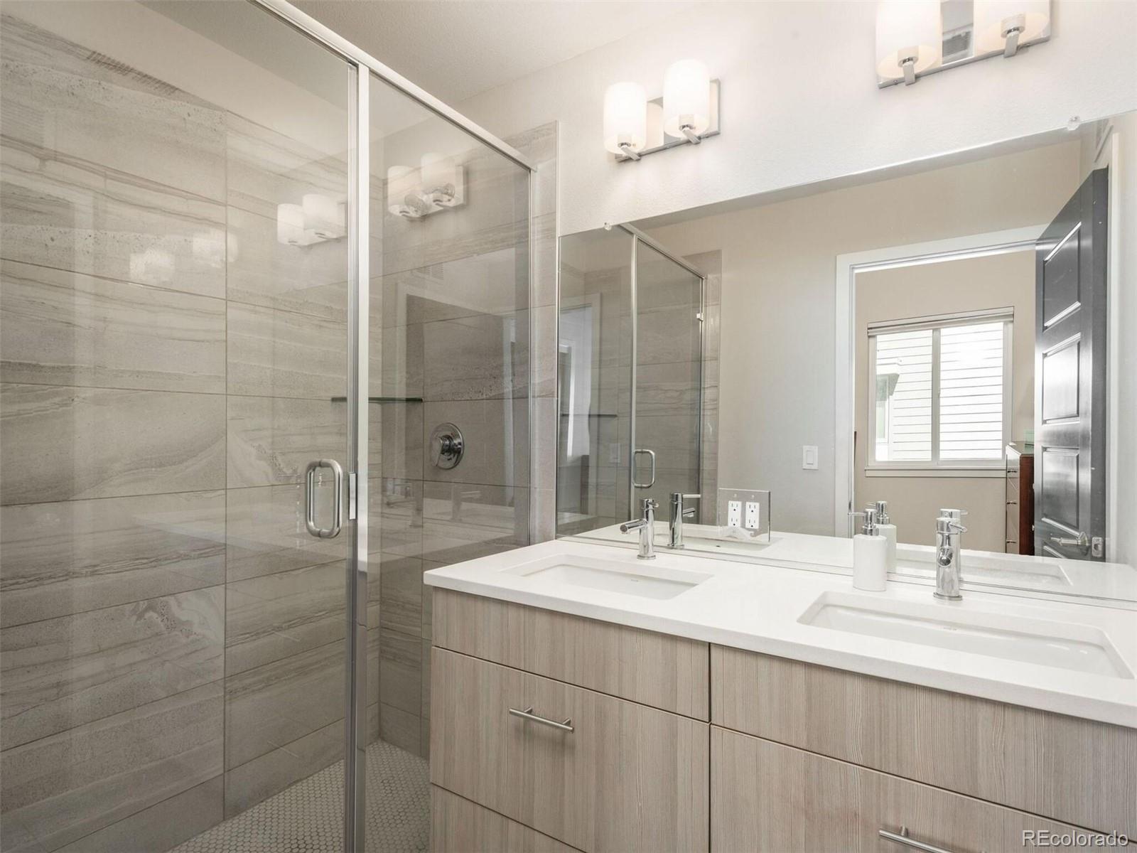 2725 W 25th Avenue Unit: 5