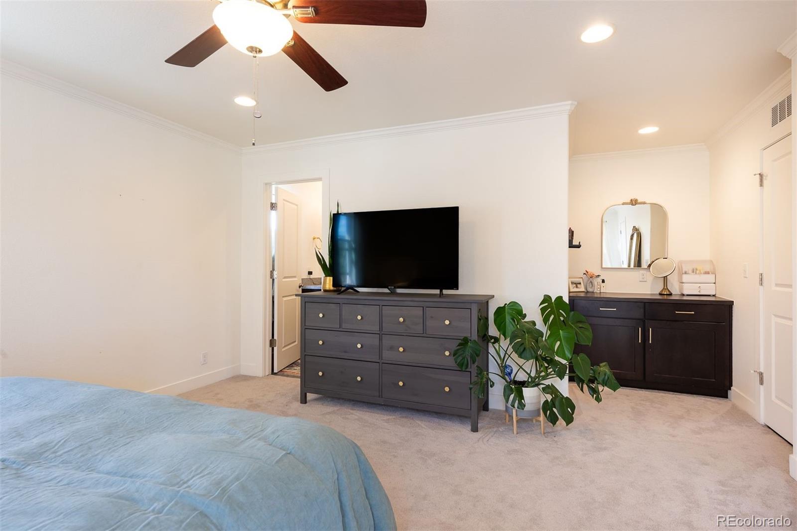 10841 E 28th Place
