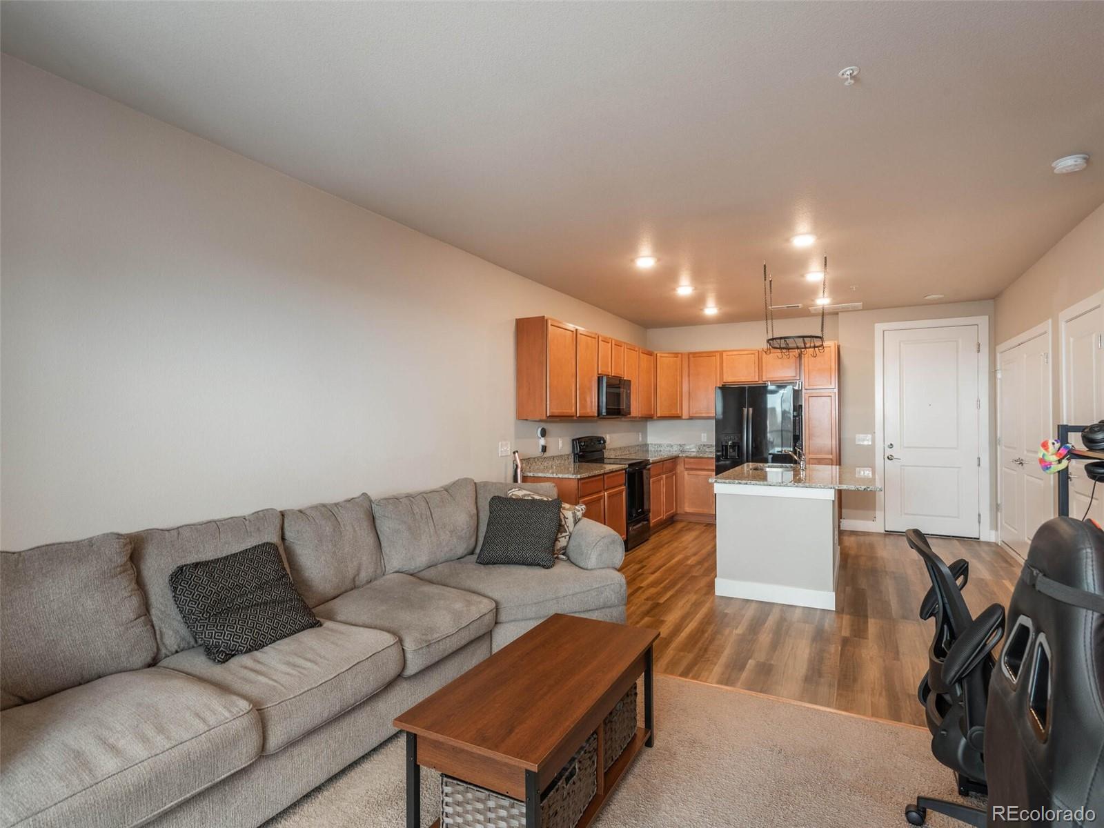 14301 E Tennessee Avenue Unit: 305