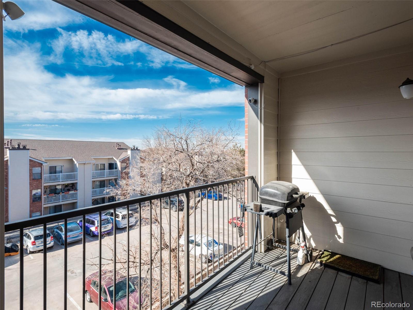 14301 E Tennessee Avenue Unit: 305