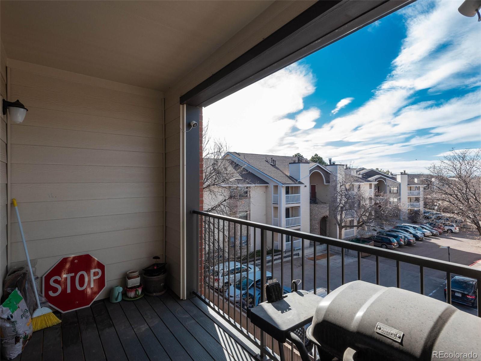 14301 E Tennessee Avenue Unit: 305