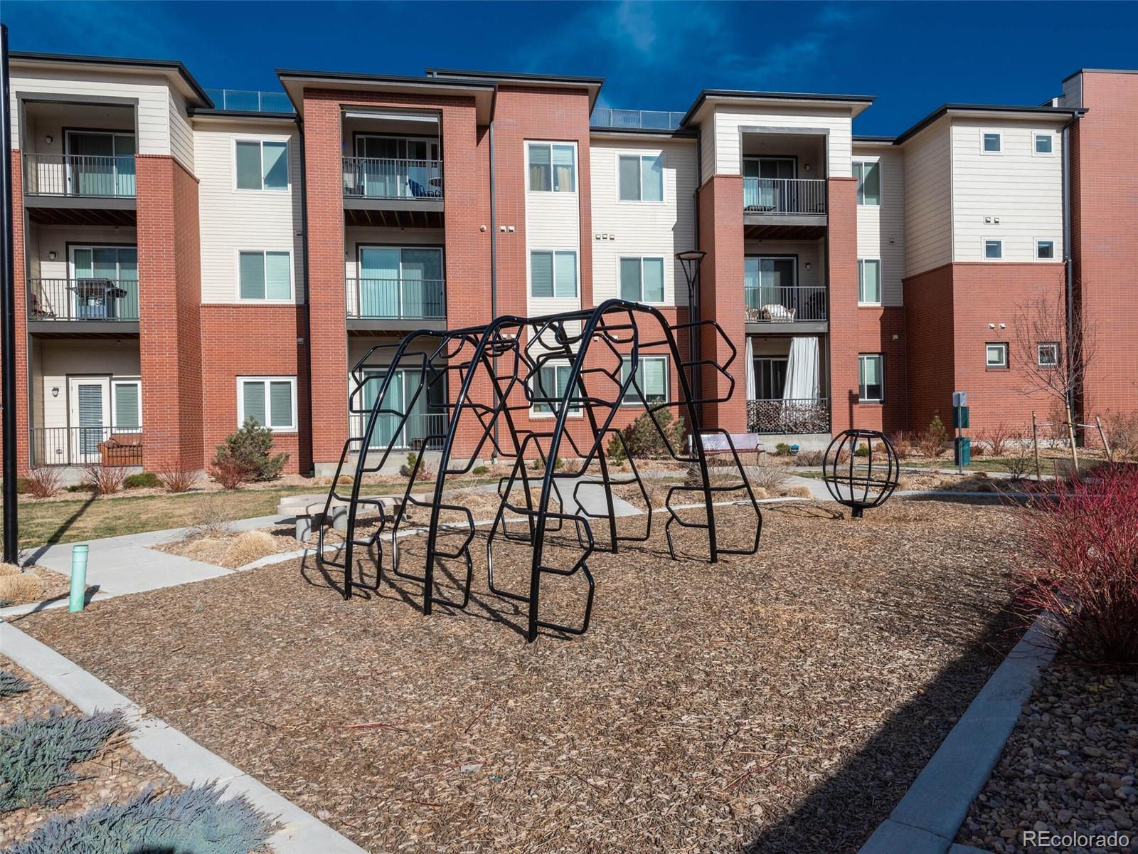 14301 E Tennessee Avenue Unit: 305