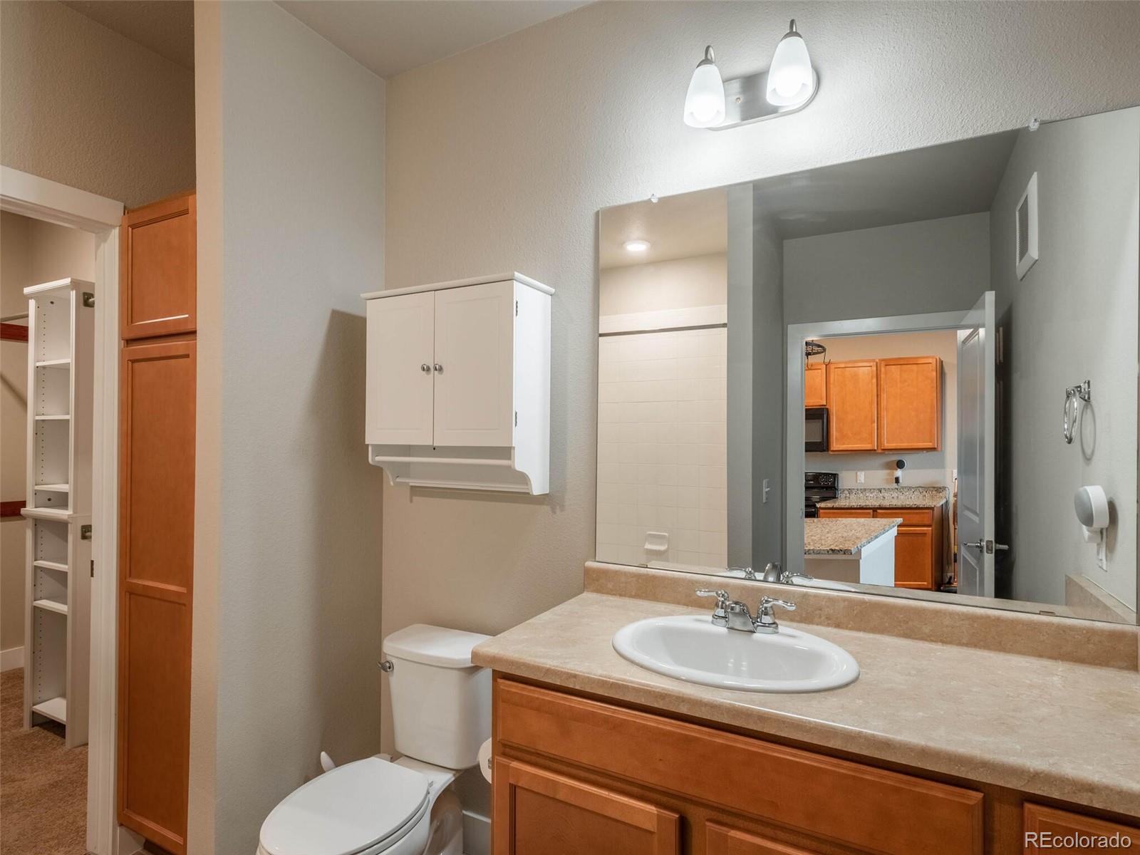 14301 E Tennessee Avenue Unit: 305