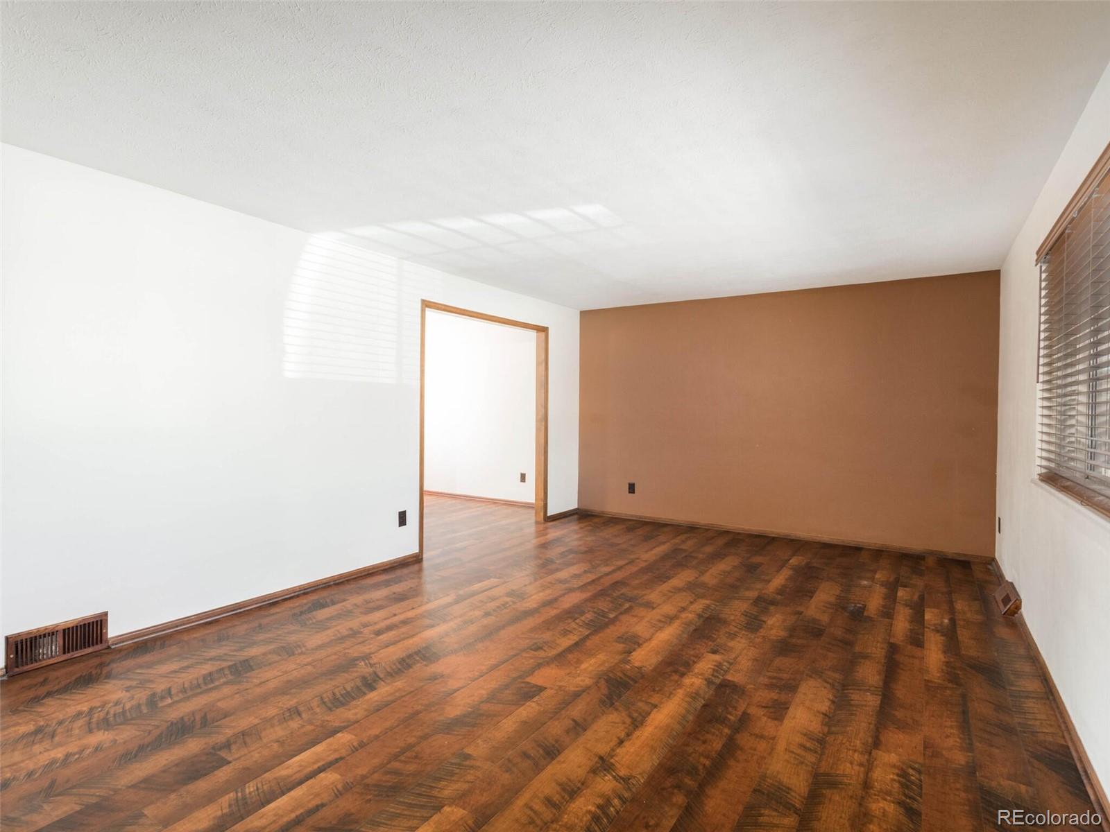 8868 Winona Court