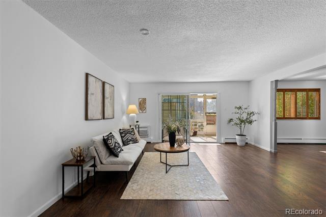 610 S Clinton Street Unit: 10A