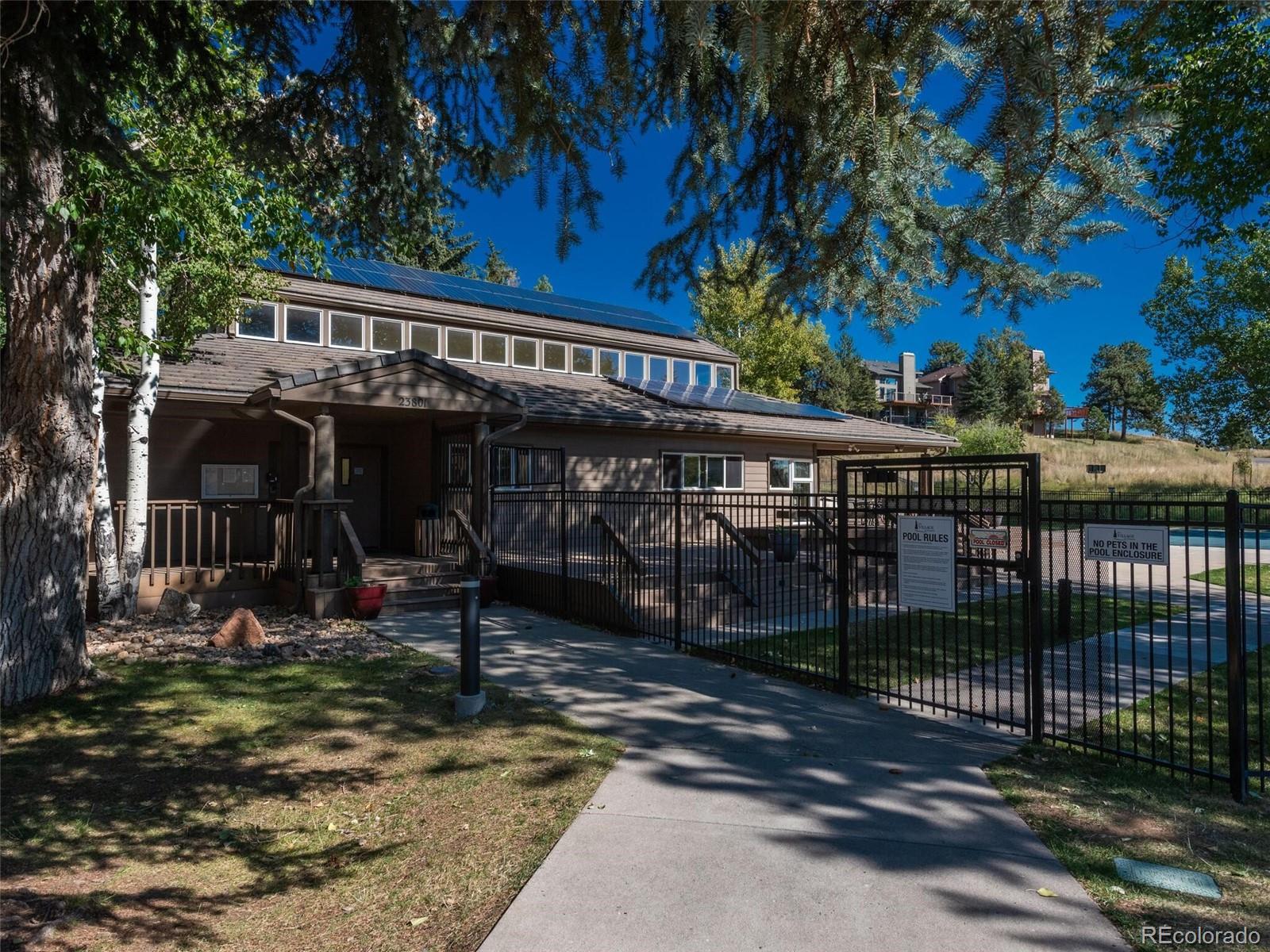 23583 Genesee Village Road Unit: D