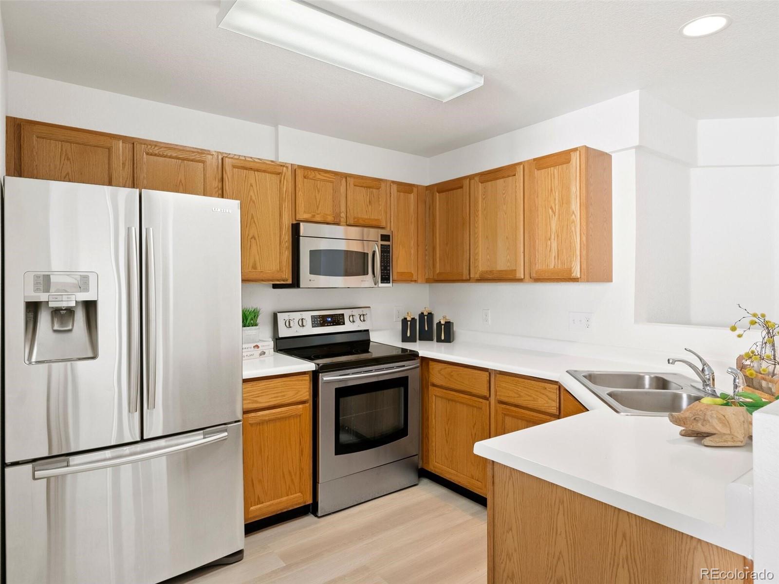 19112 E Wyoming Place Unit: 107