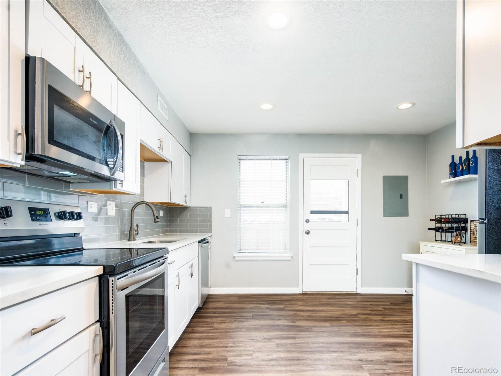 9434 E Girard Avenue Unit: 10