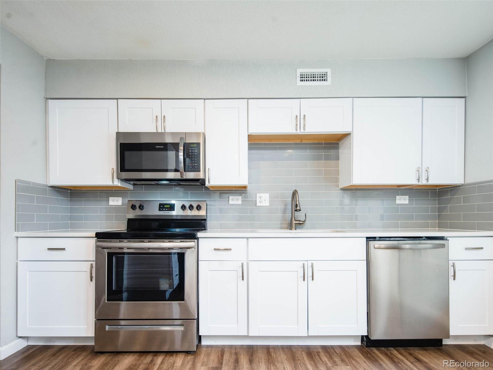 9434 E Girard Avenue Unit: 10