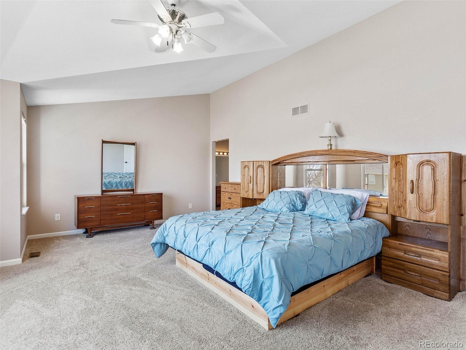 5233 E 130th Way